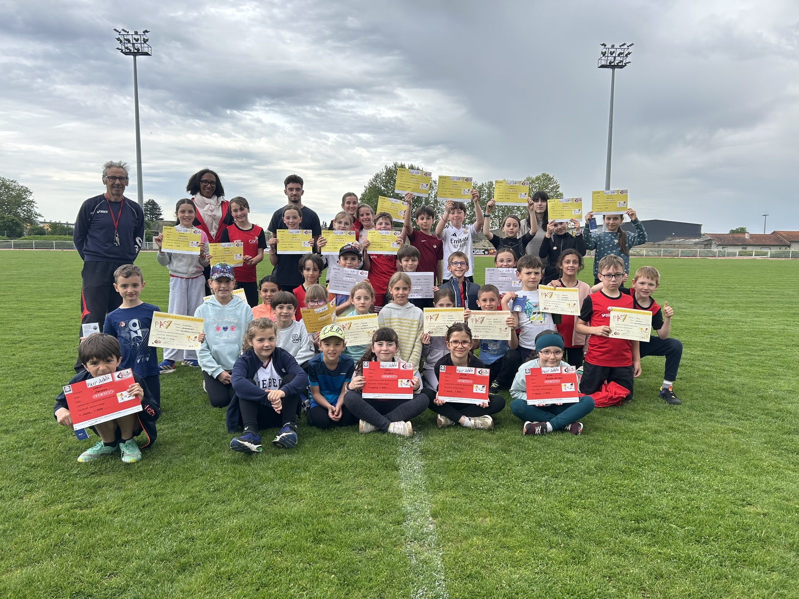 Remise des diplômes "Témoins" aux jeunes Eveils et Poussins du CALR!!!